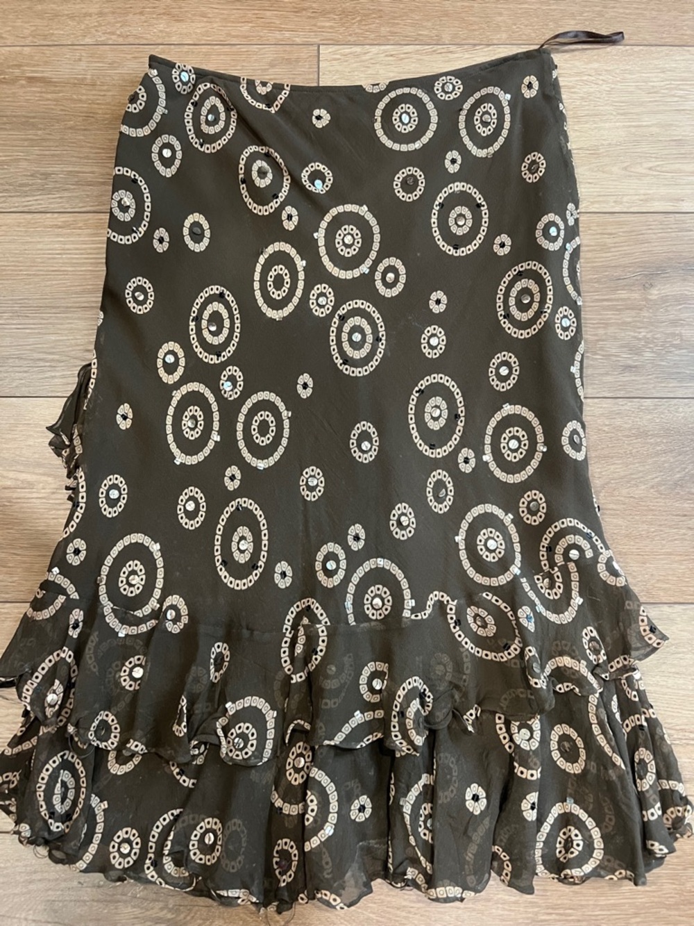 Brown Circular Print Ruffled Hem Skirt size 8